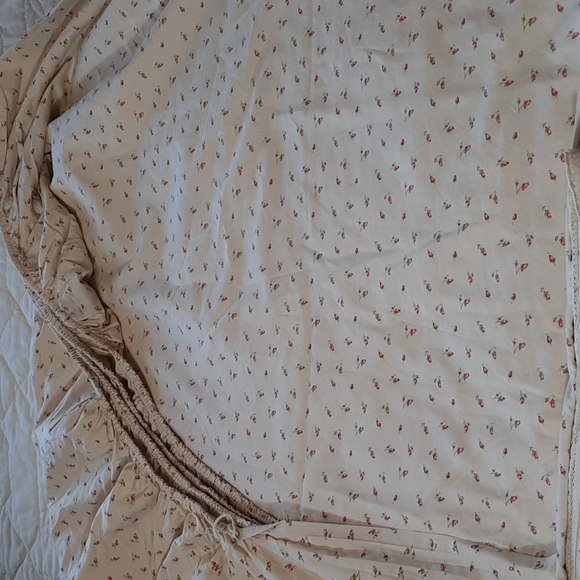 Ralph Lauren queen flat - fitted  and 1 pillowcase sheet set - Picture 6 of 12